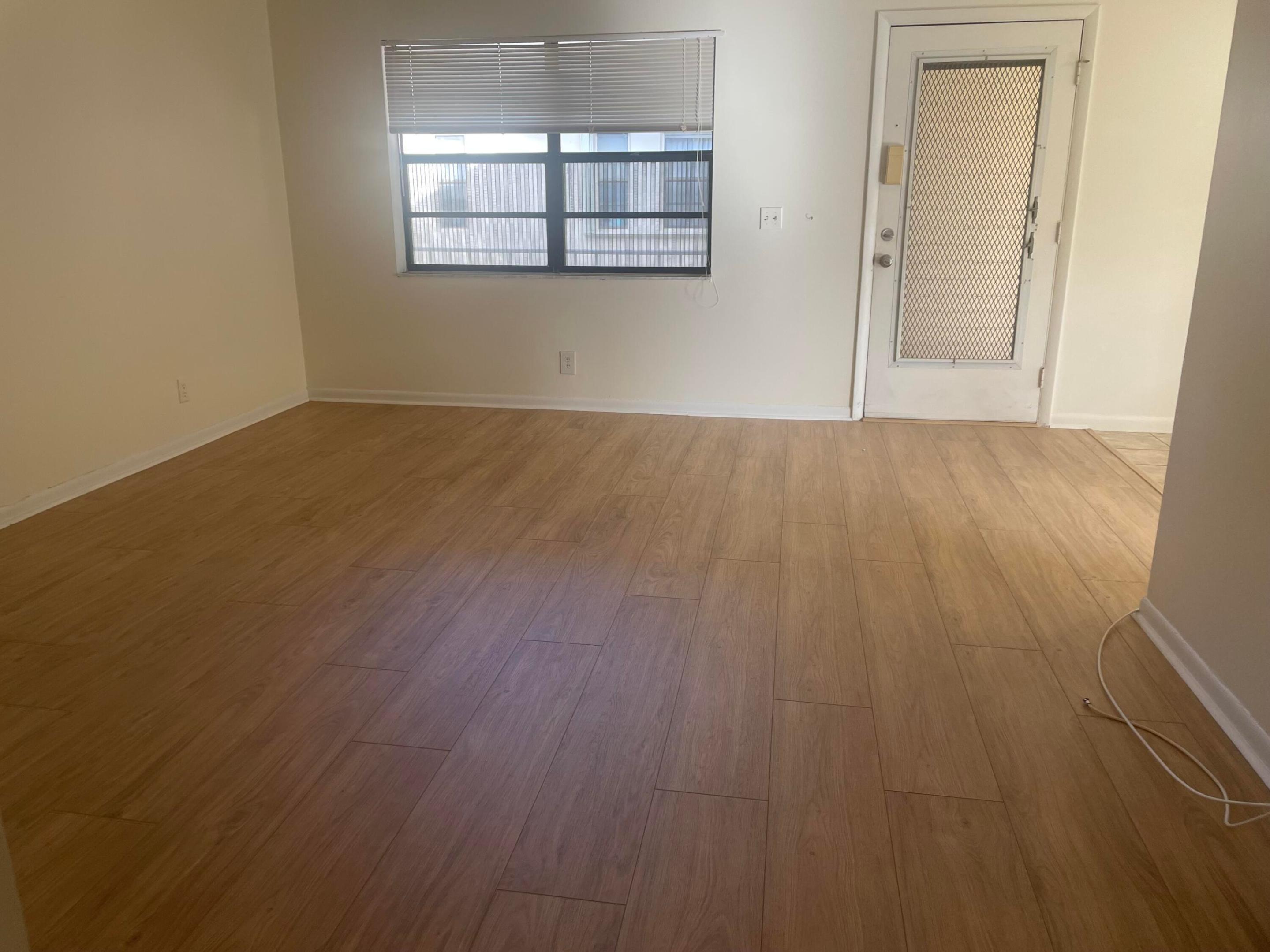 KINGS POINT CAPRI CONDOS - Residential Lease