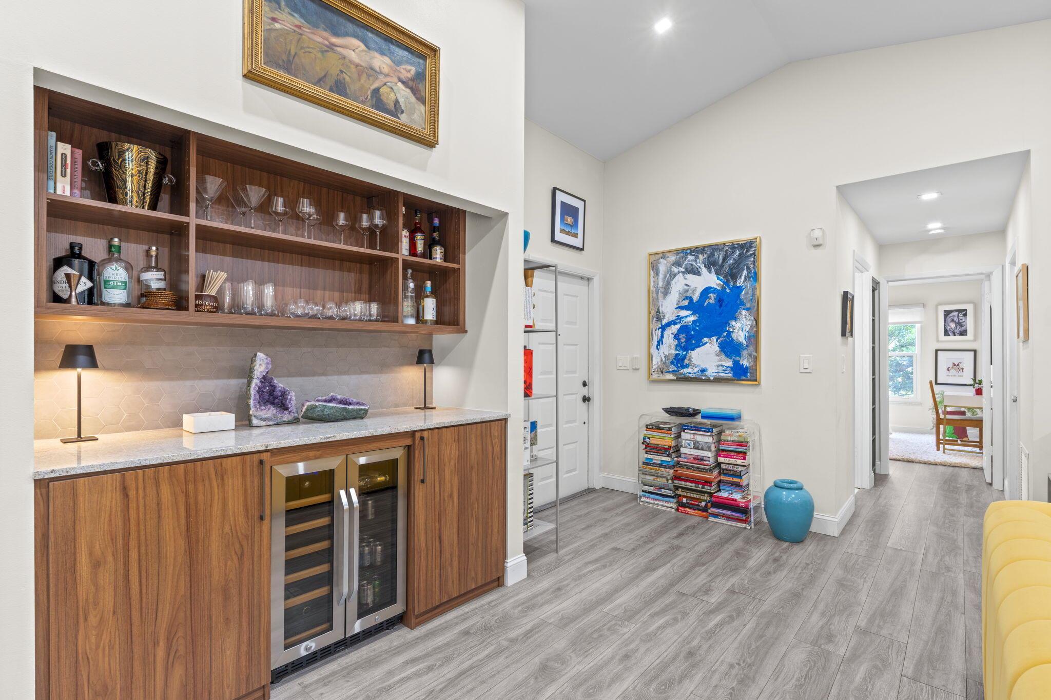 BEDFORD MEWS AT WELLINGTO - Residential Lease