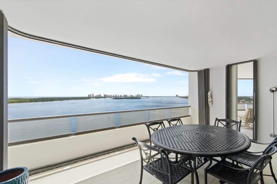 OLD PORT COVE LAKE POINT - Residential Lease