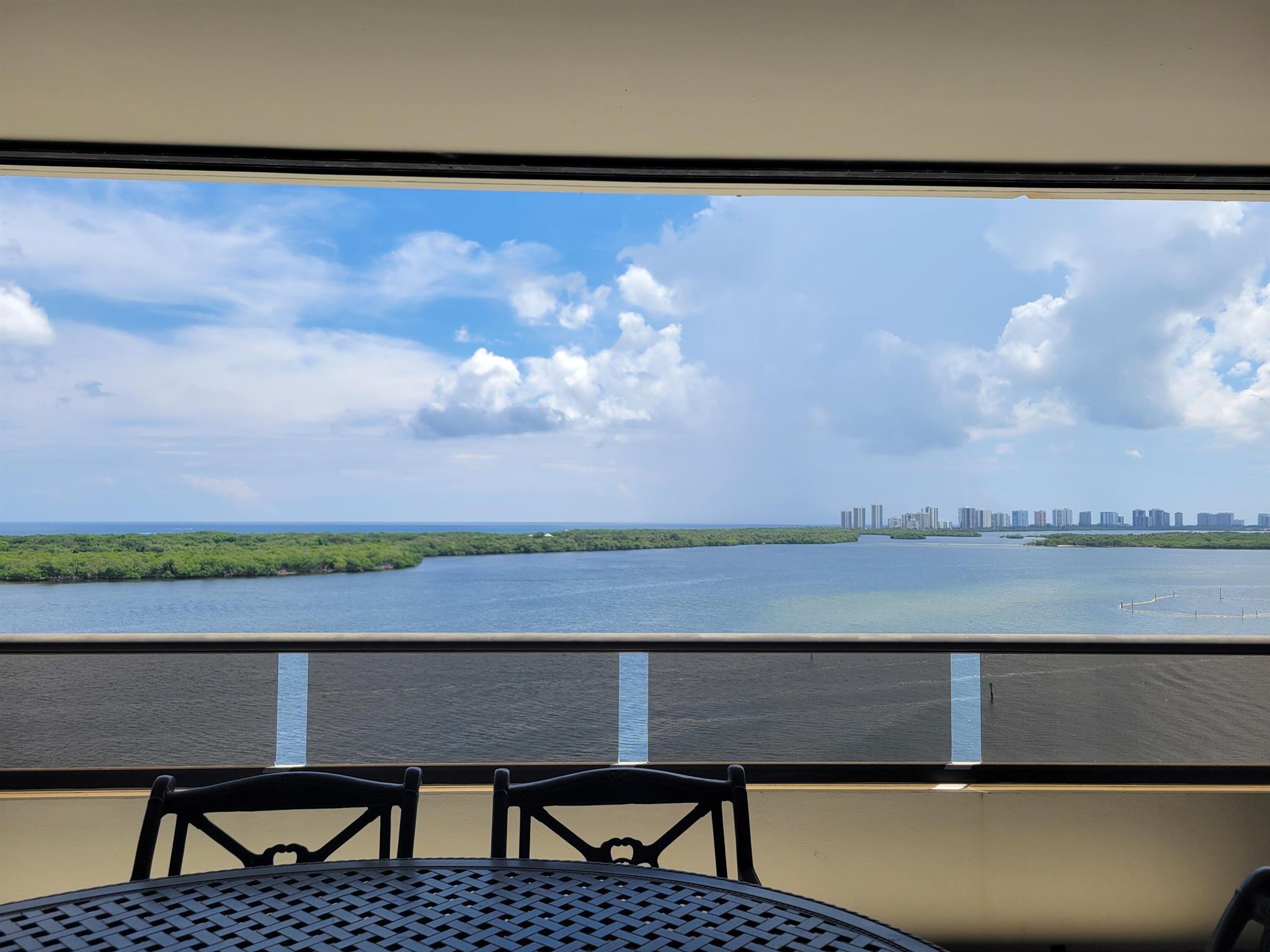 OLD PORT COVE LAKE POINT - Residential Lease