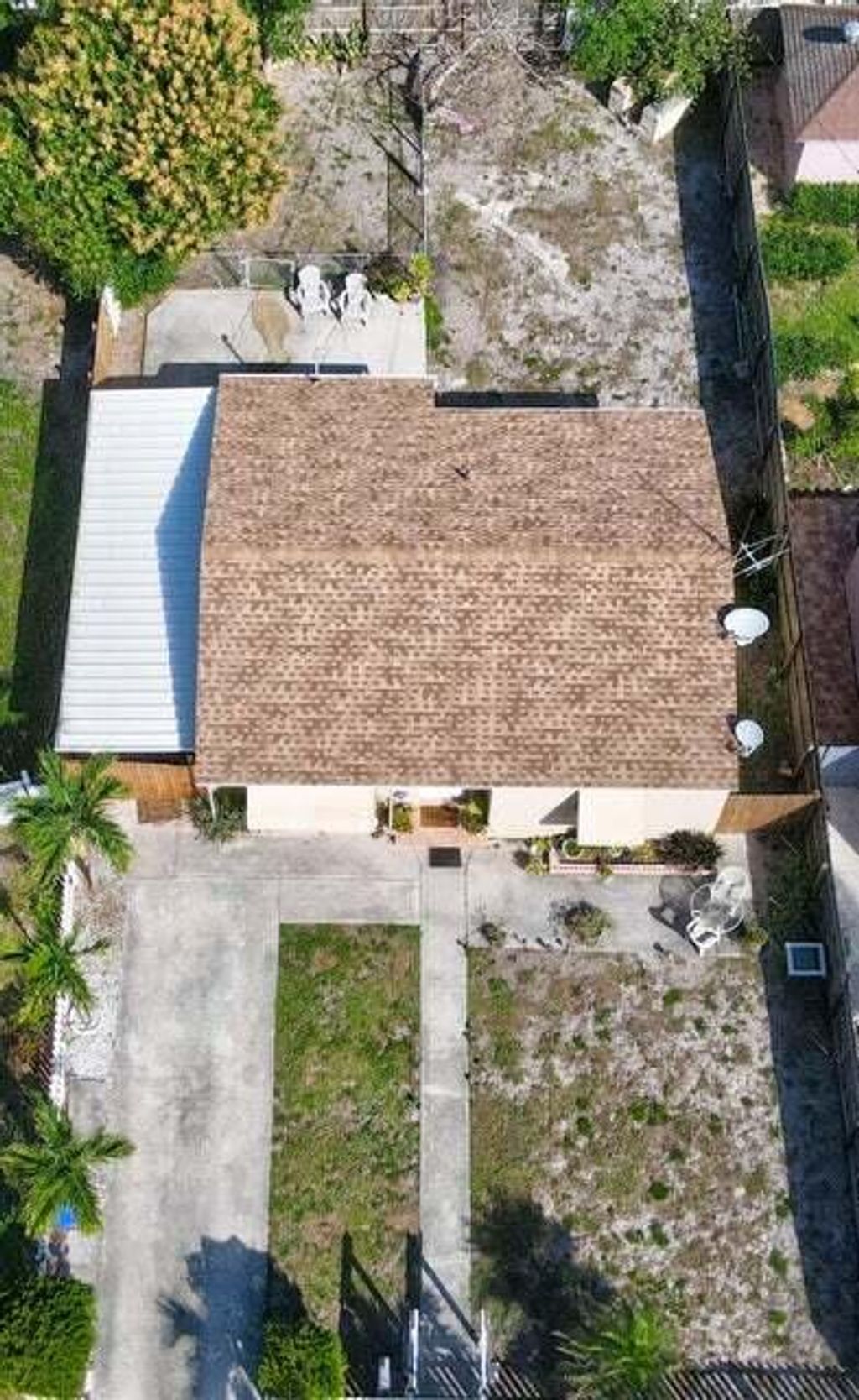 Photo of 435 Maddock Street, West Palm Beach, FL 33405 (MLS # R10960669)