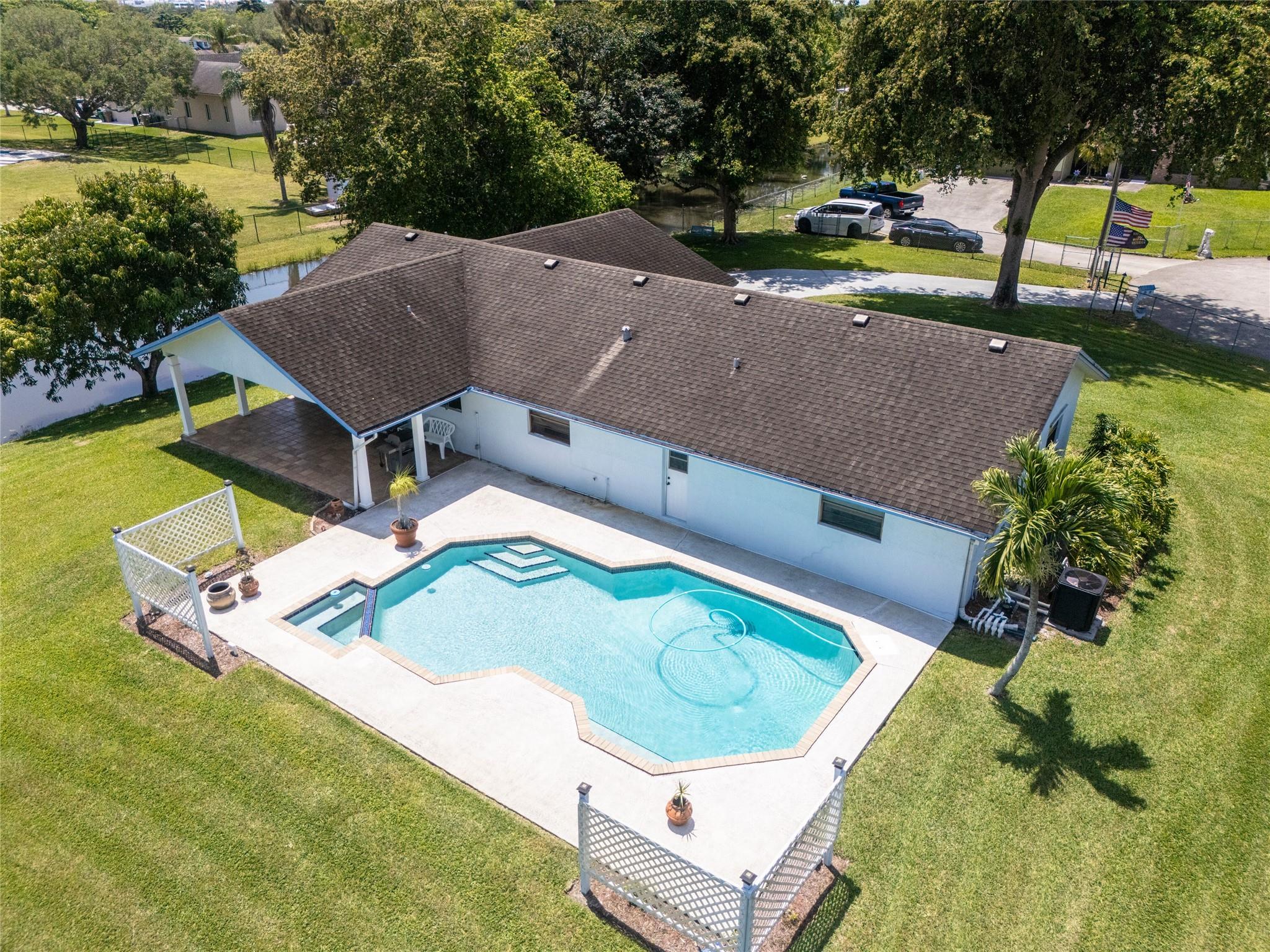 D & M ACRES/FLA FRUITLANDS - Residential