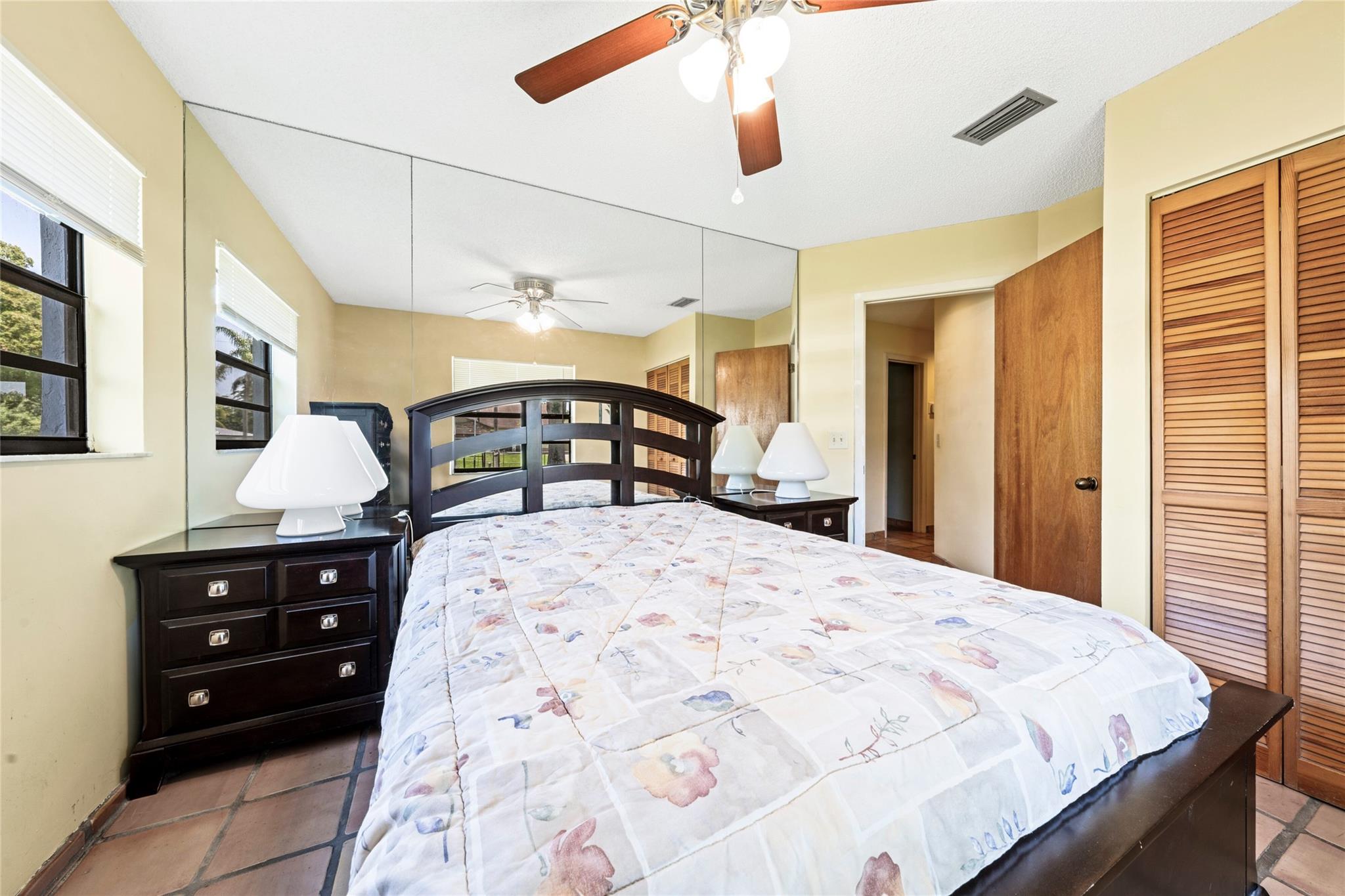 D & M ACRES/FLA FRUITLANDS - Residential