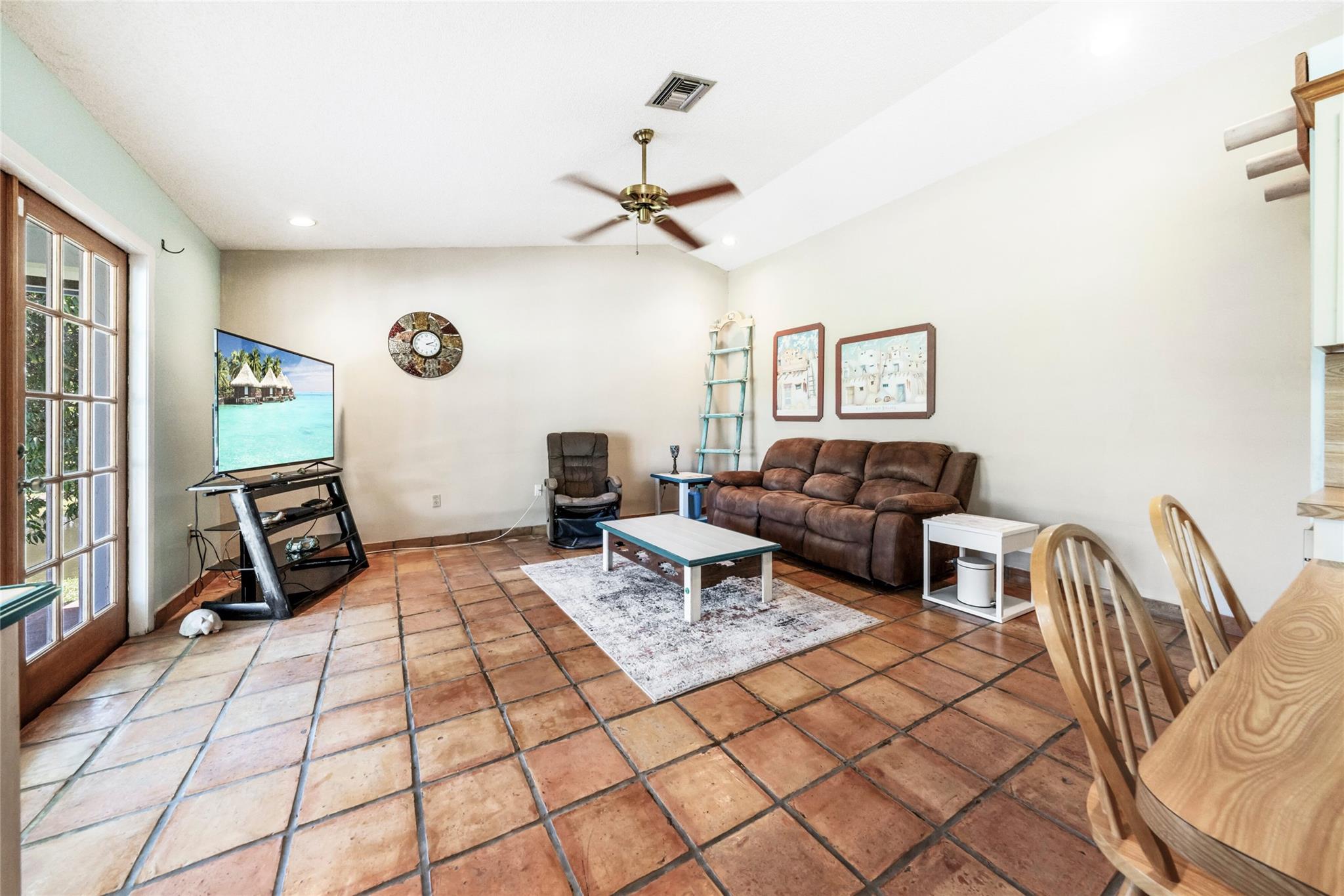 D & M ACRES/FLA FRUITLANDS - Residential
