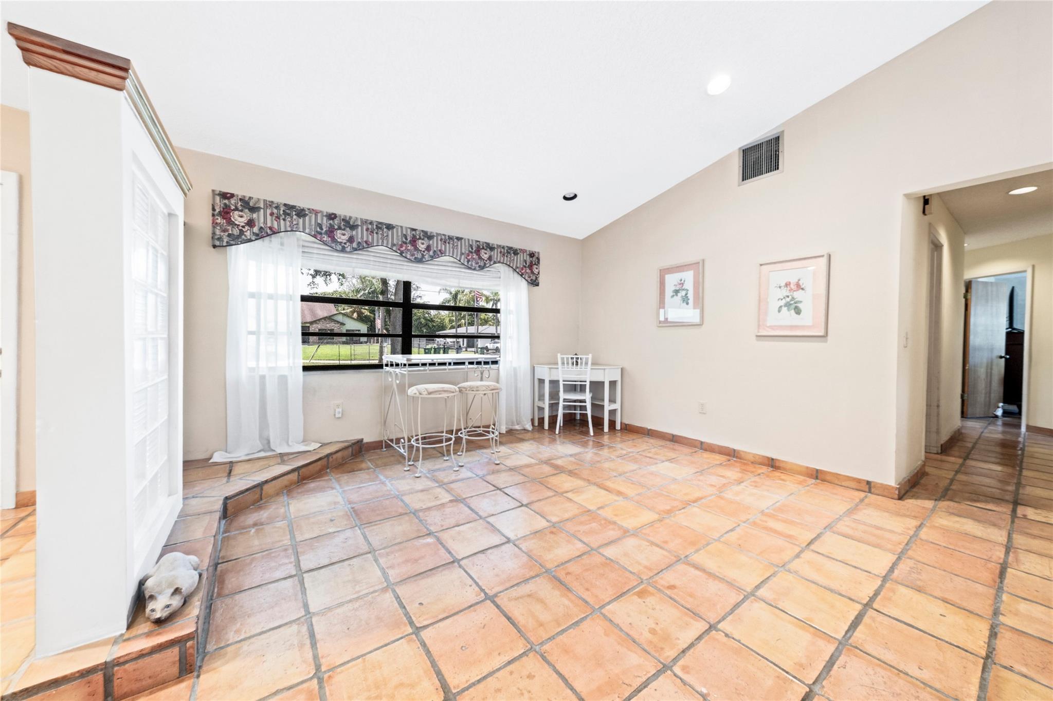 D & M ACRES/FLA FRUITLANDS - Residential