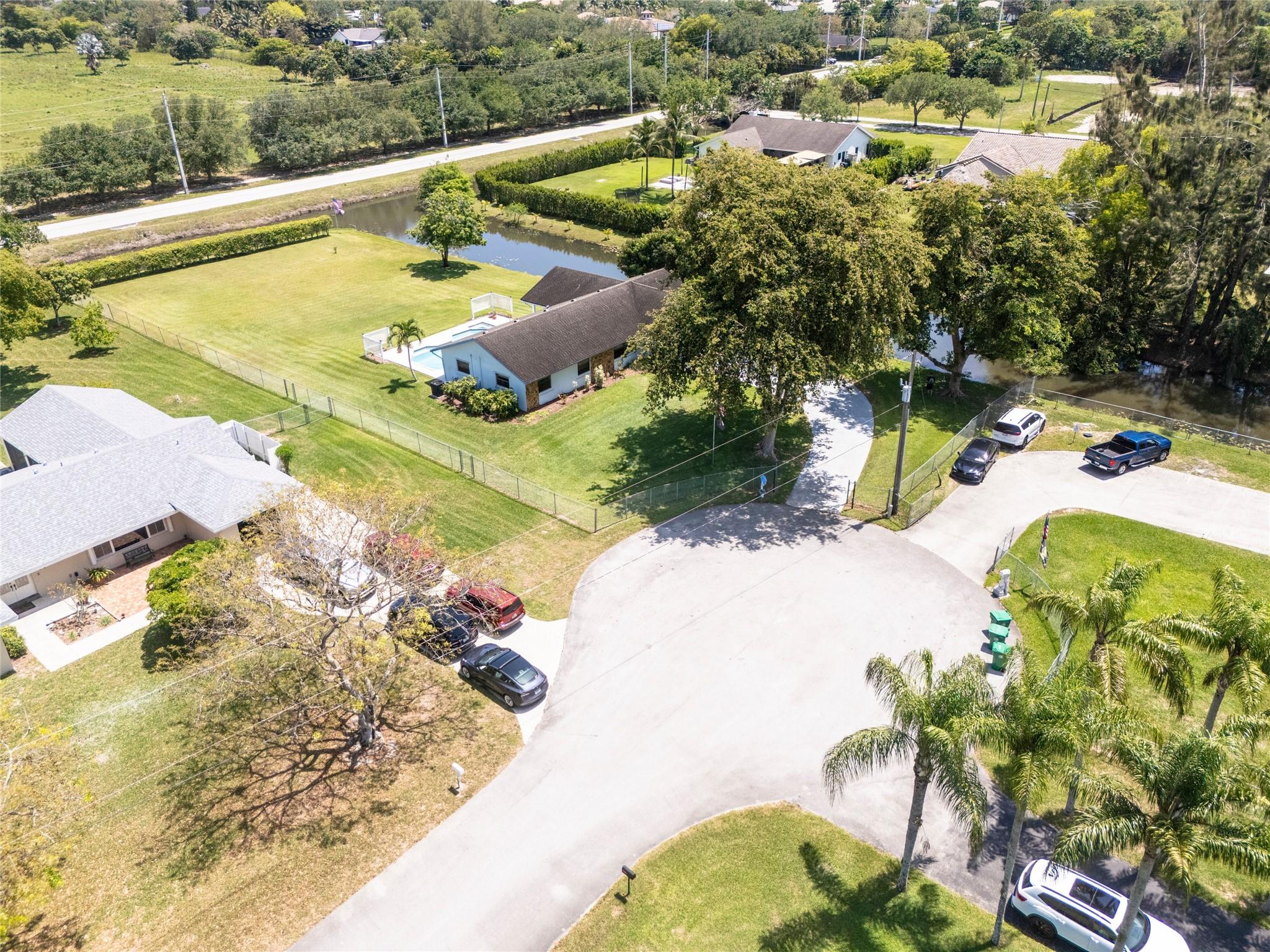 D & M ACRES/FLA FRUITLANDS - Residential