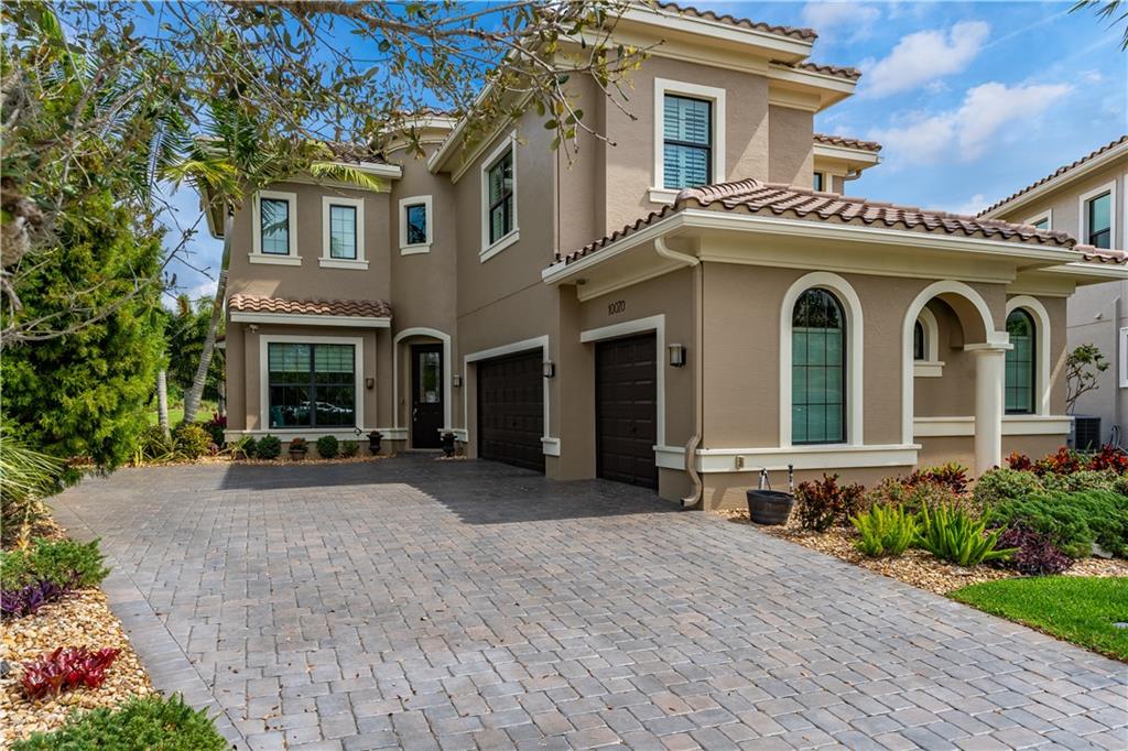 Parkland Golf & Country C - Residential