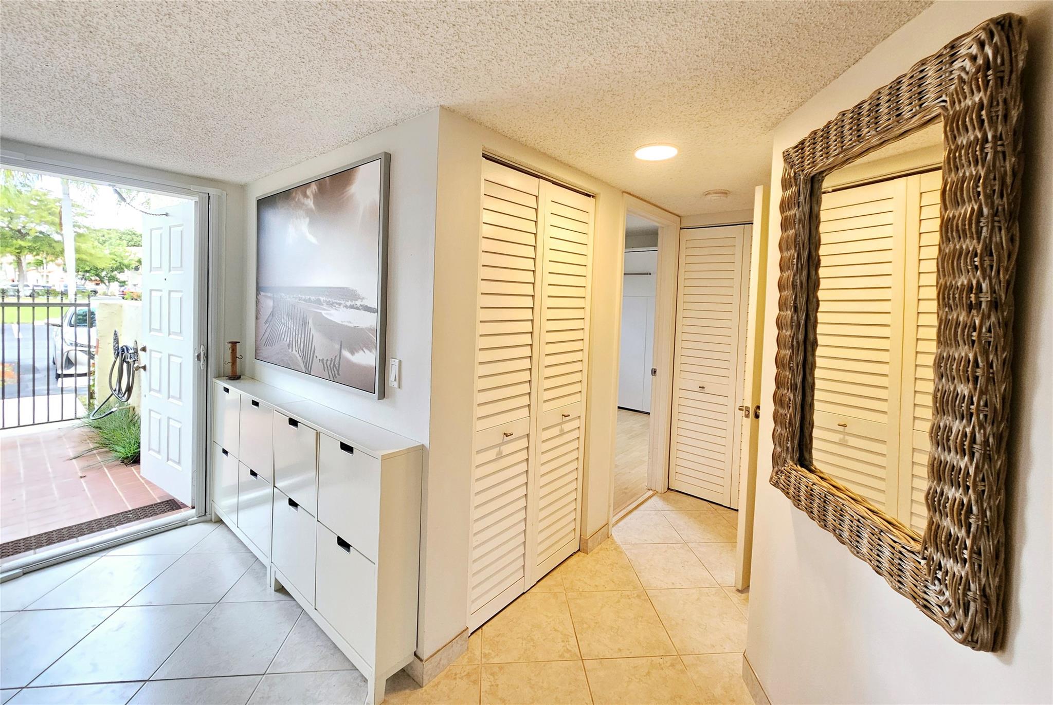 INDEPEDENCE BAY - Residential