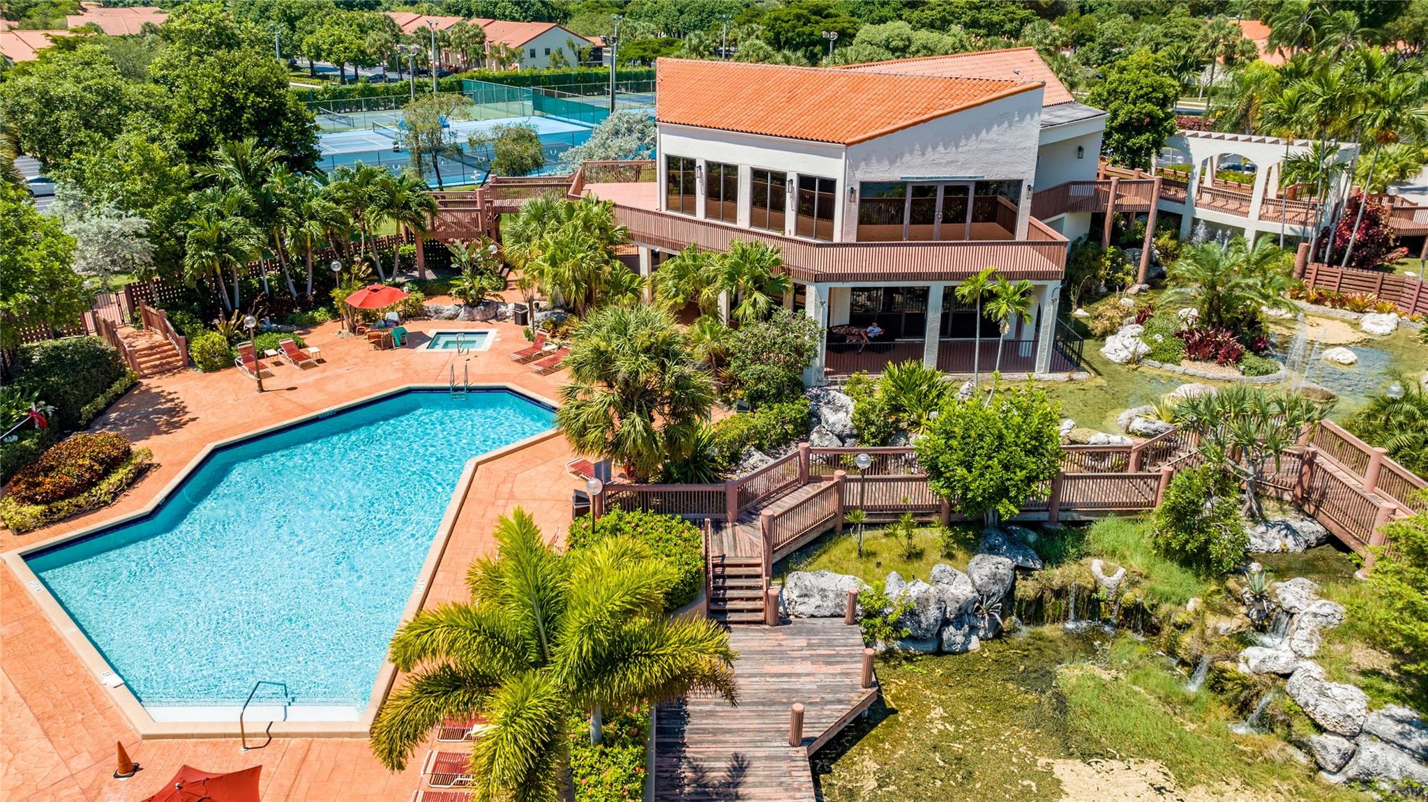 INDEPEDENCE BAY - Residential