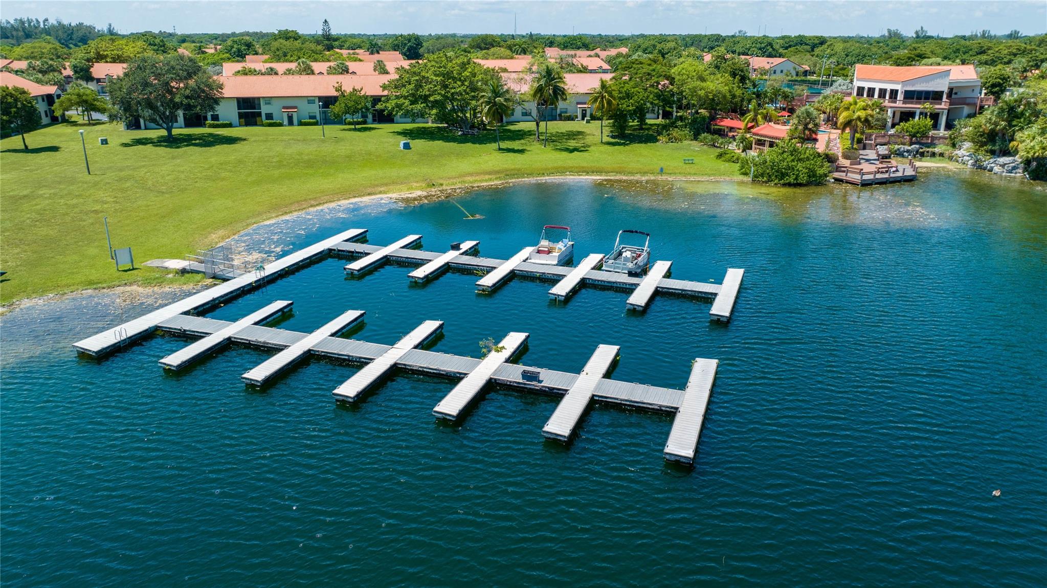 INDEPEDENCE BAY - Residential