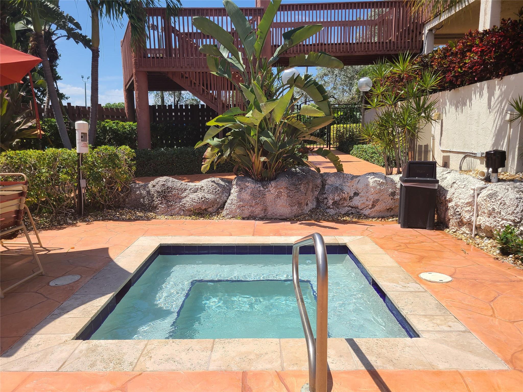 INDEPEDENCE BAY - Residential