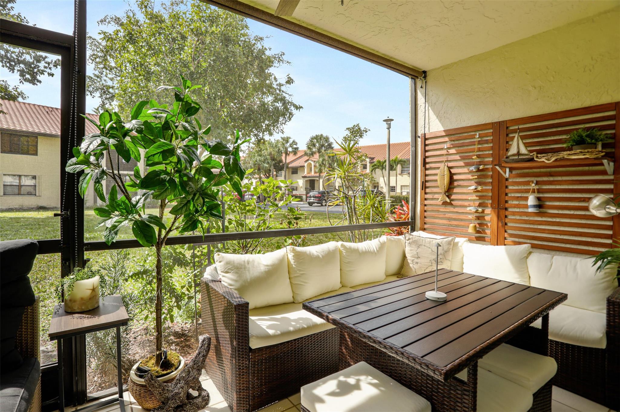 INDEPEDENCE BAY - Residential