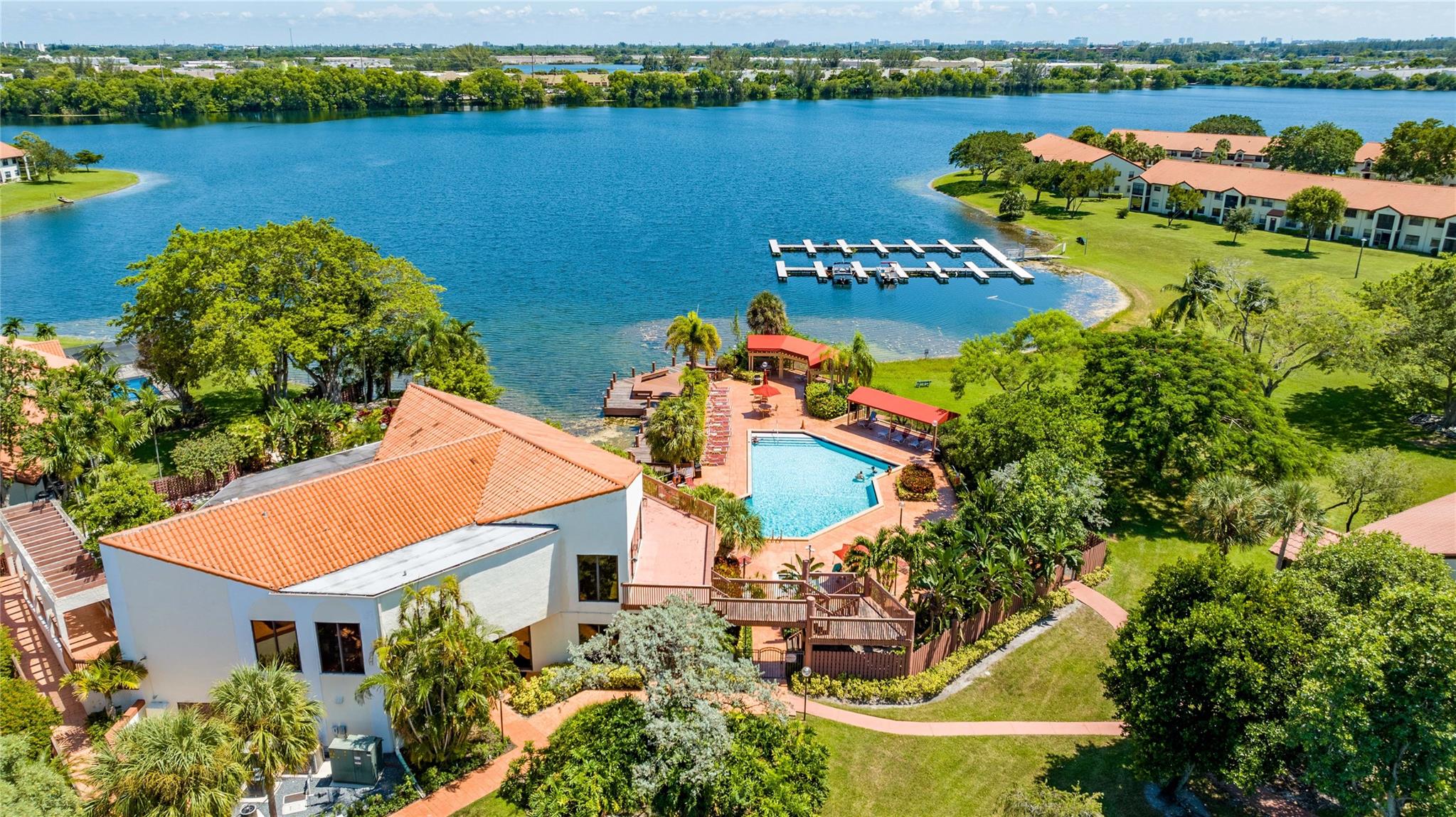 INDEPEDENCE BAY - Residential