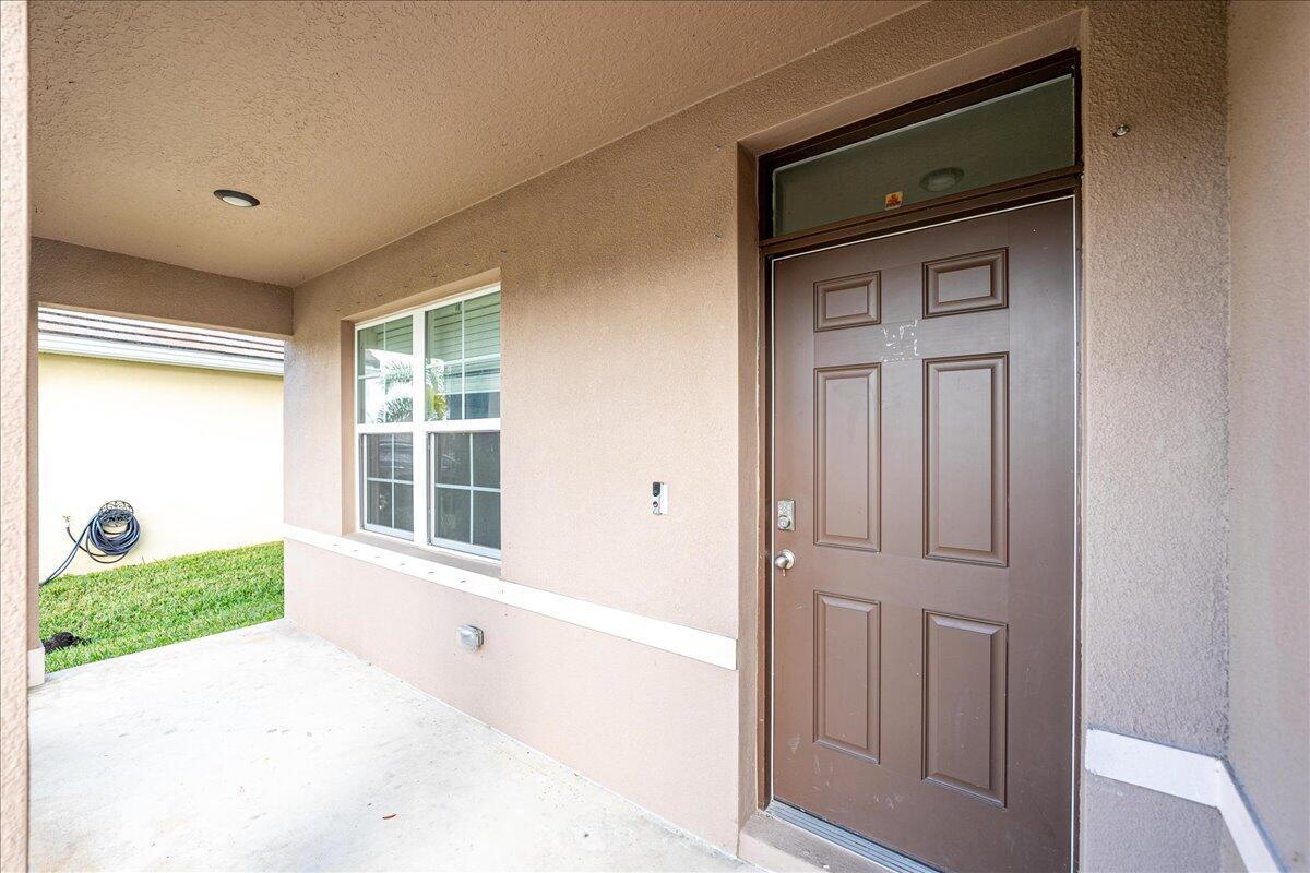 TRADITION PLAT NO 20 - TH - Residential Lease