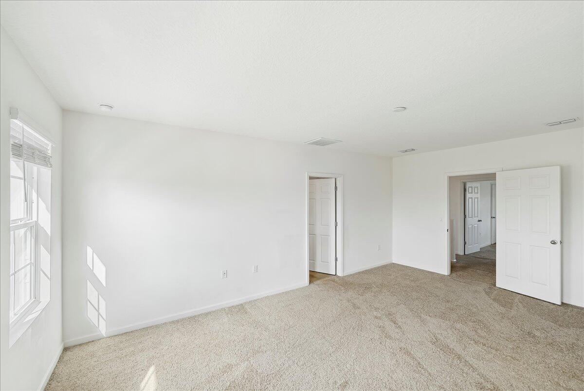 TRADITION PLAT NO 20 - TH - Residential Lease