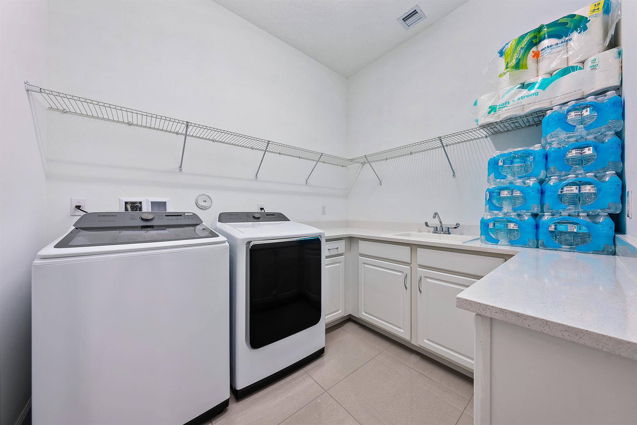 ANDALUCIA PUD PLAT - Residential Lease