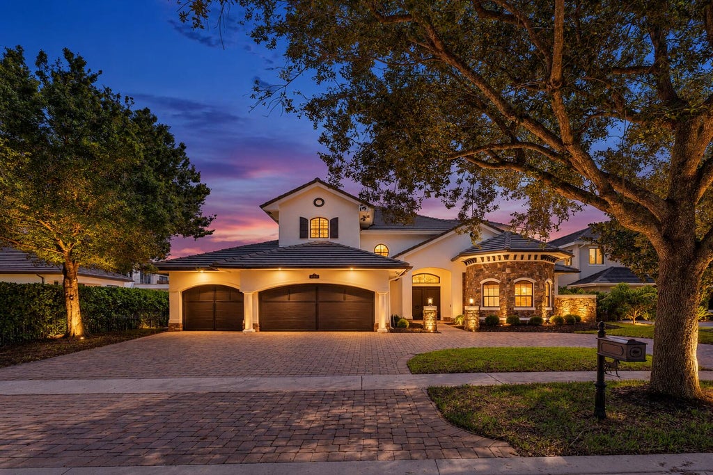 Photo of 8964 Stone Pier Drive, Boynton Beach, FL 33472 (MLS # B26087441)