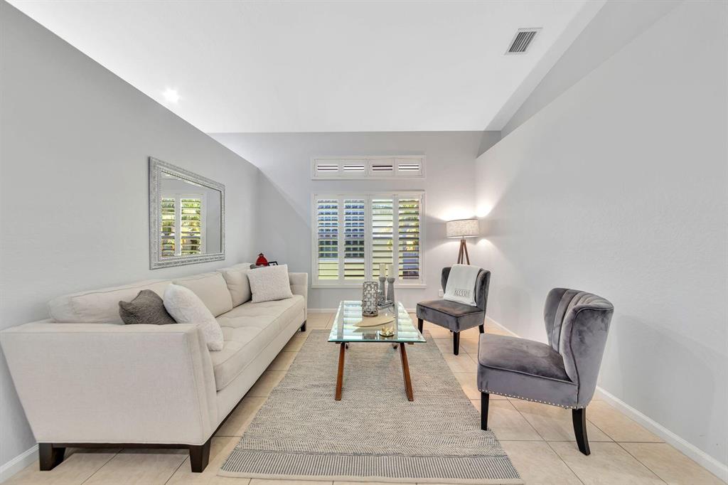 NAUTICA ISLES 3 - Residential