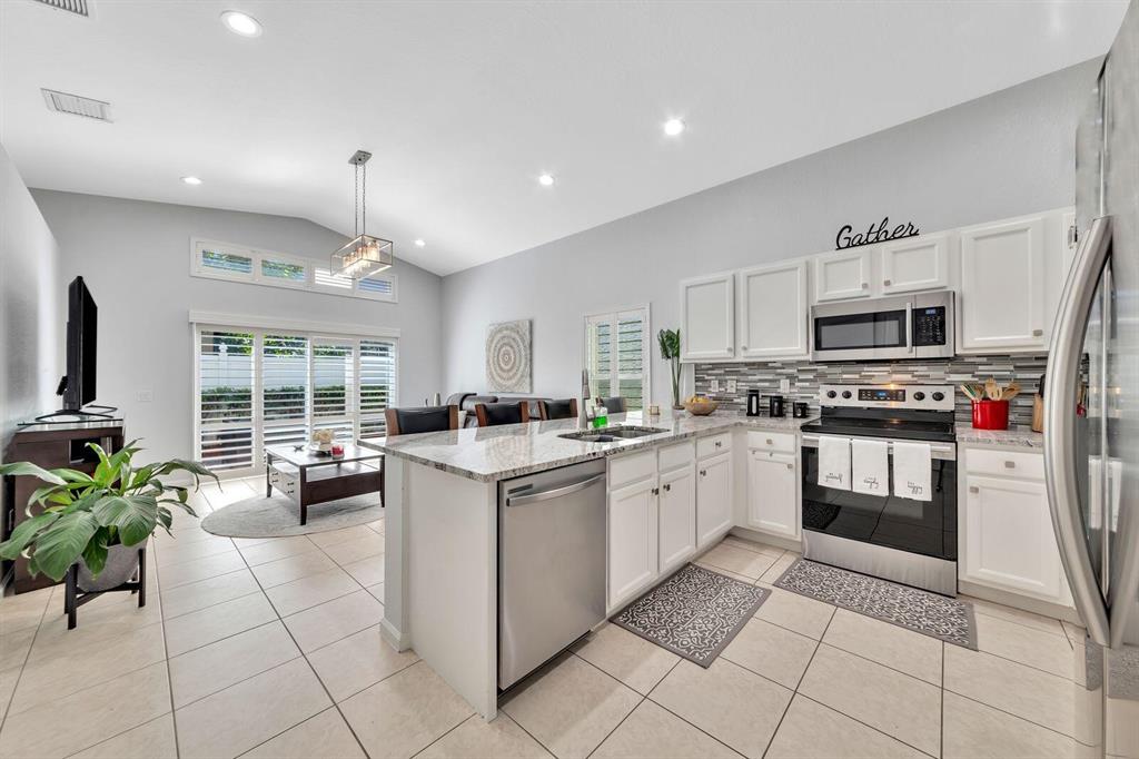 NAUTICA ISLES 3 - Residential