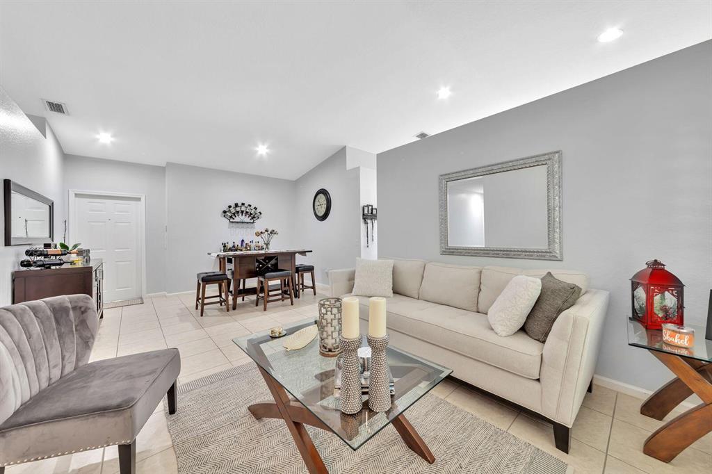 NAUTICA ISLES 3 - Residential