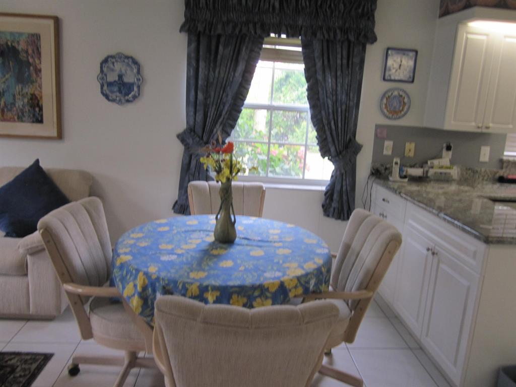 EMERALD POINTE - Residential Lease