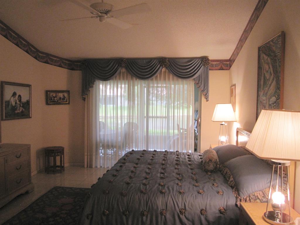 EMERALD POINTE - Residential Lease