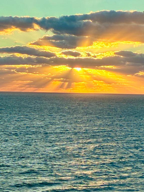 OCEAN HARBOUR VILLAS CONDOMINIUM - Residential