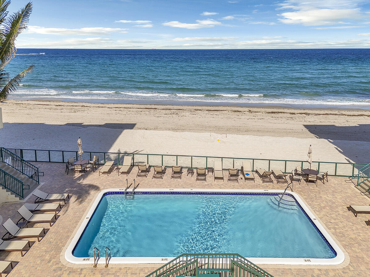 PORT DE MER CONDO - Residential