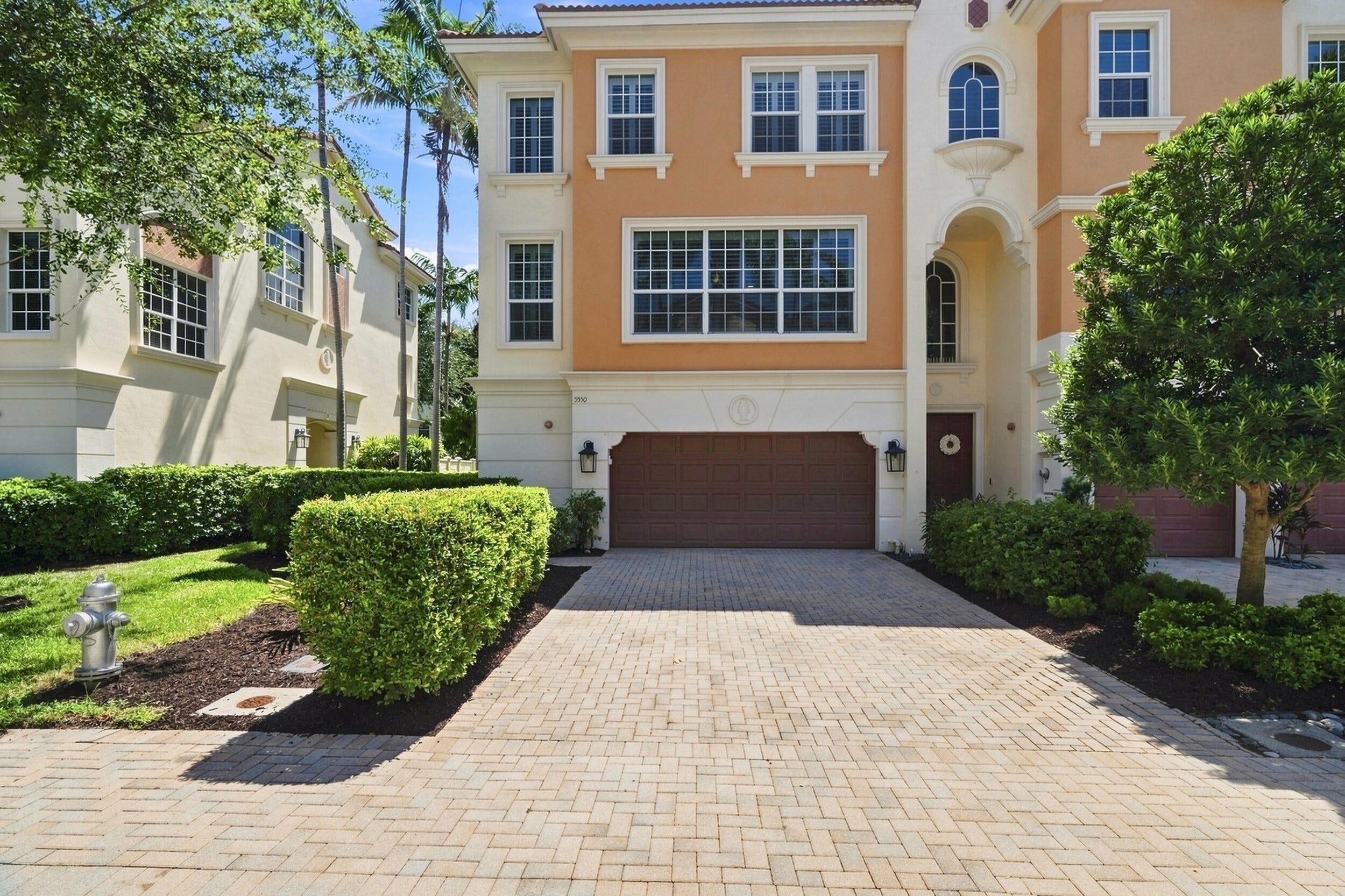 5550 NE Trieste Terrace