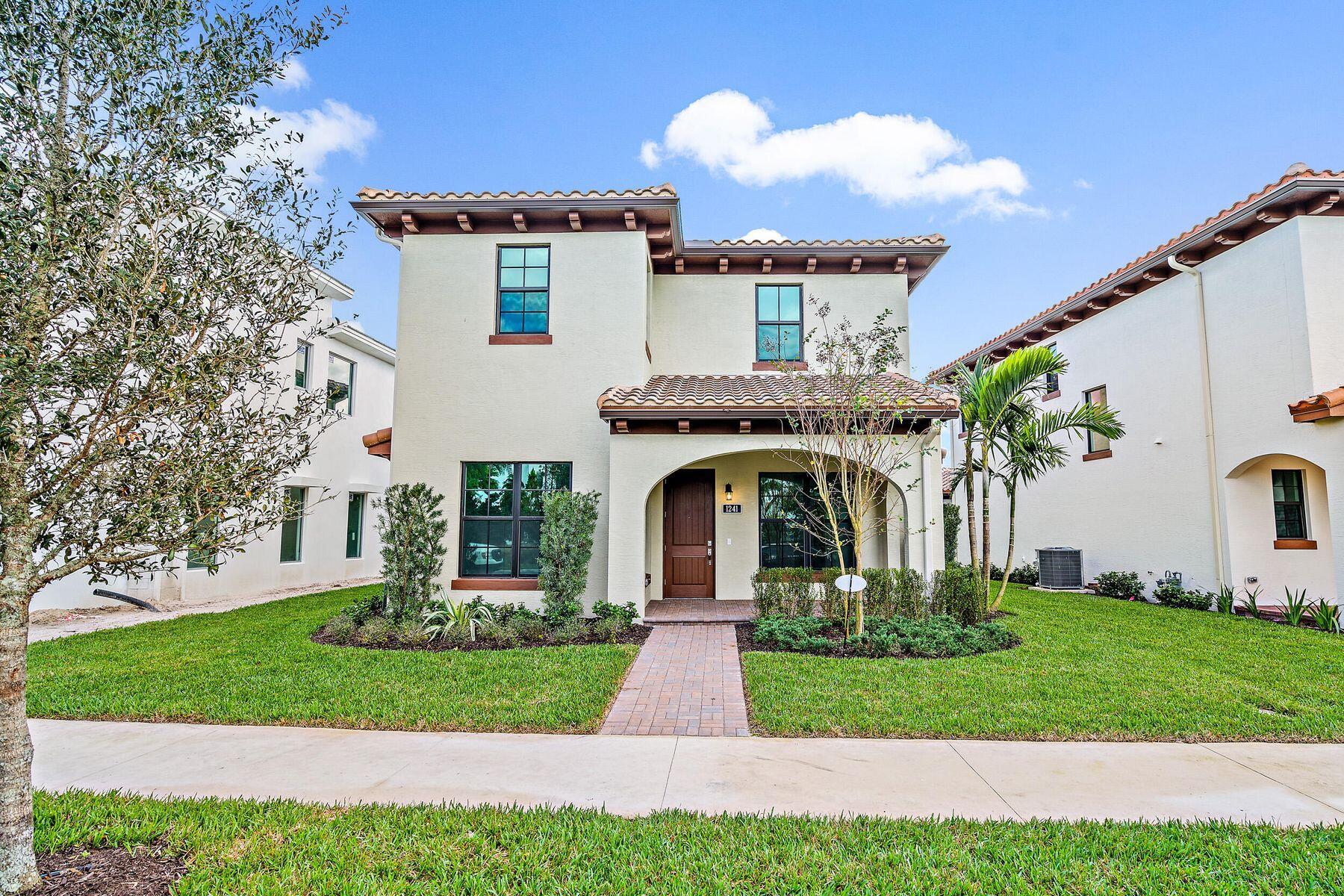 ALTON - Residential Lease