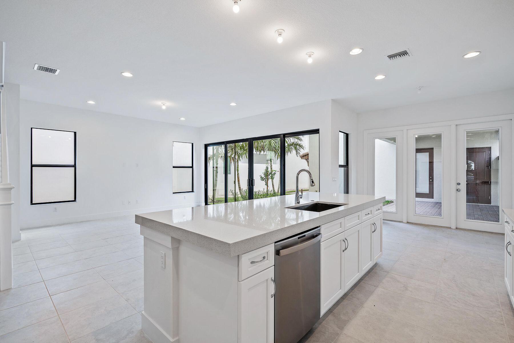 ALTON - Residential Lease