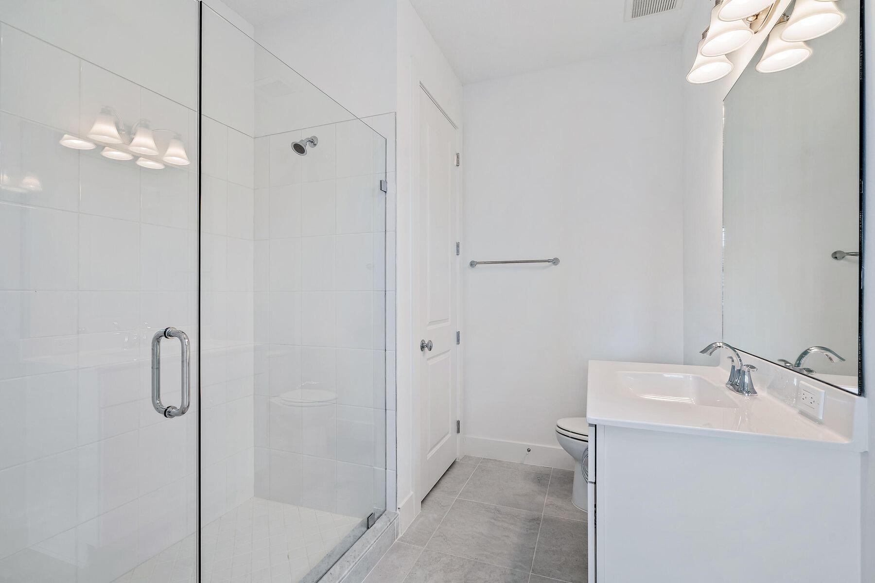 ALTON - Residential Lease