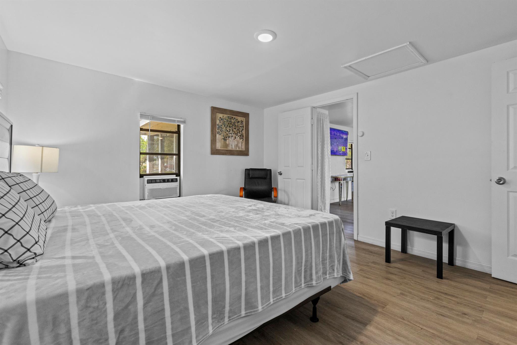 METES AND BOUNDS - Residential Income