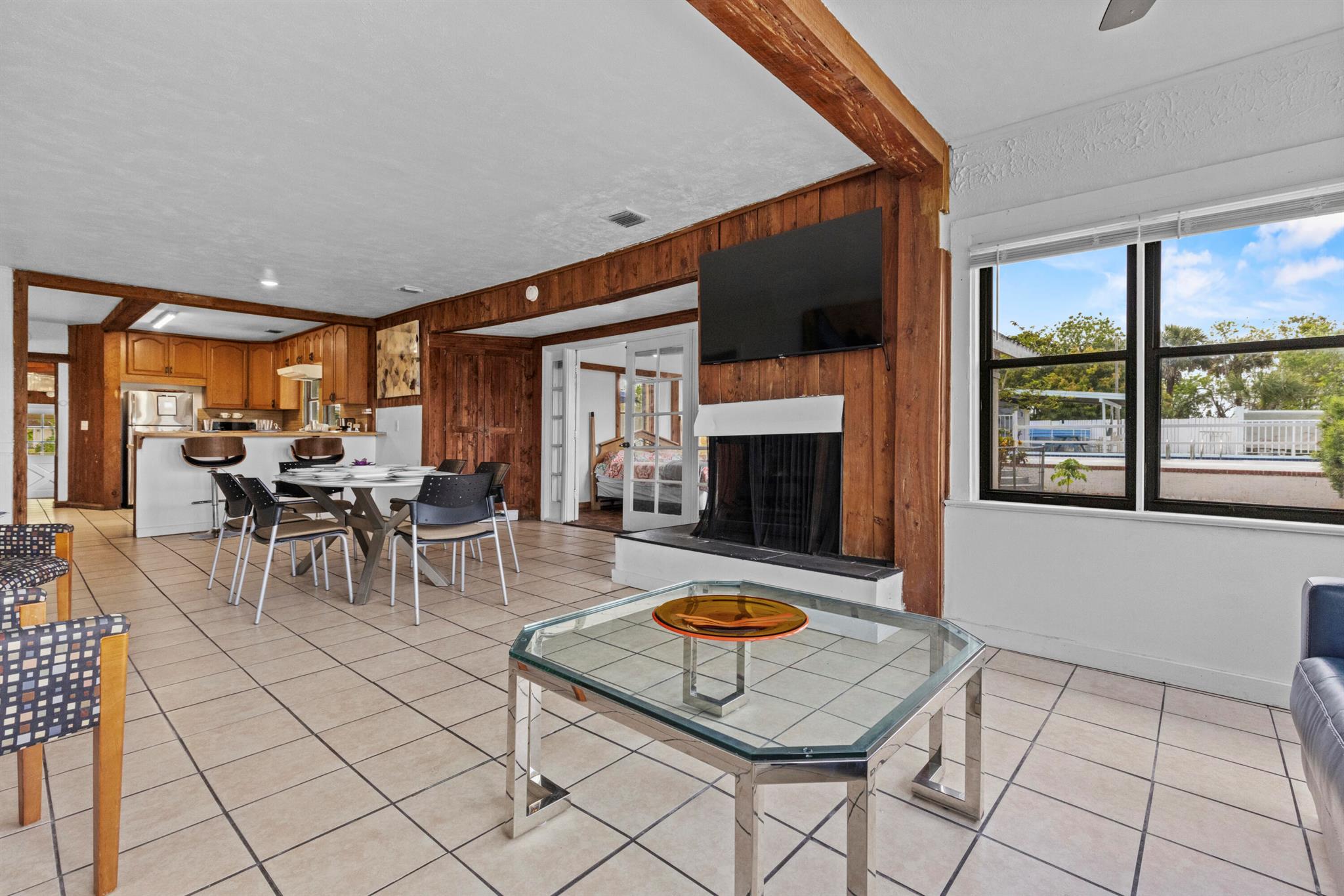 METES AND BOUNDS - Residential Income