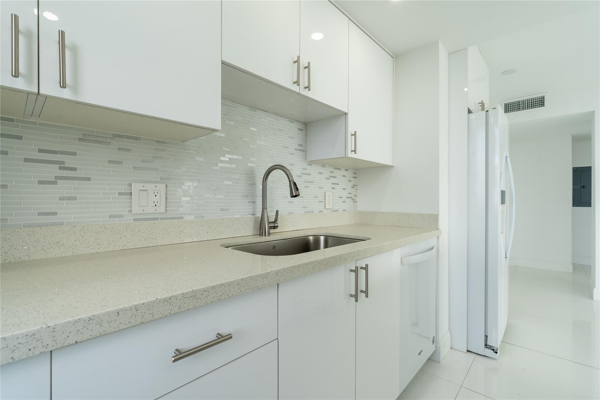 Pompano Beach Club South - Residential