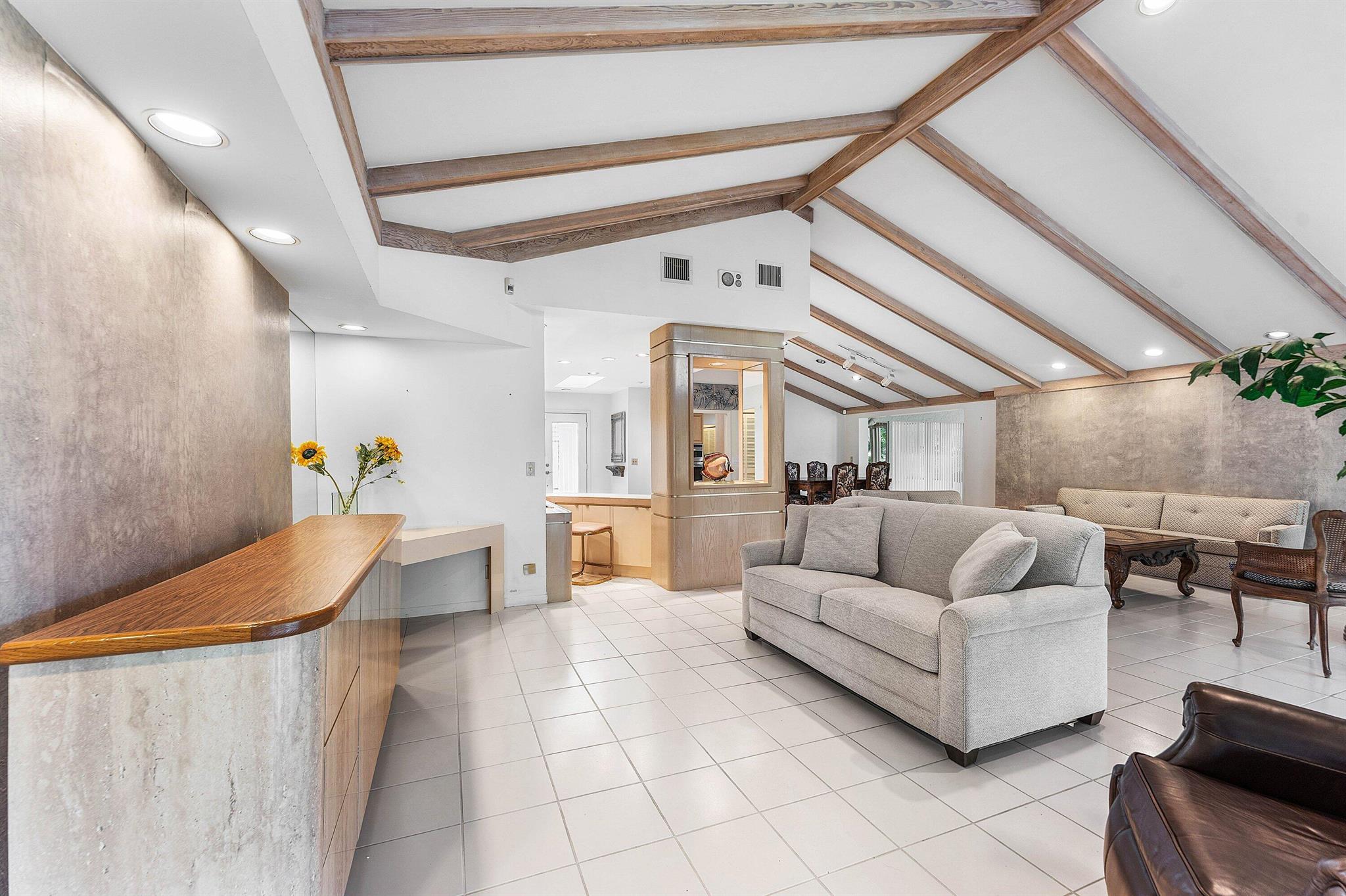 HAMPSHIRE AT HUNTERS RUN - Residential