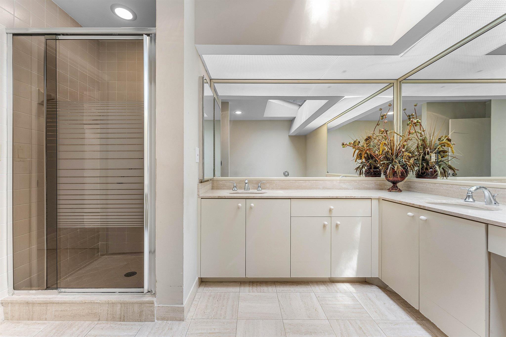 HAMPSHIRE AT HUNTERS RUN - Residential