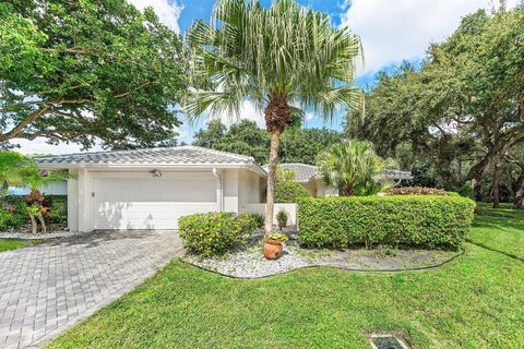30 Hampshire Lane Boynton Beach FL 33436