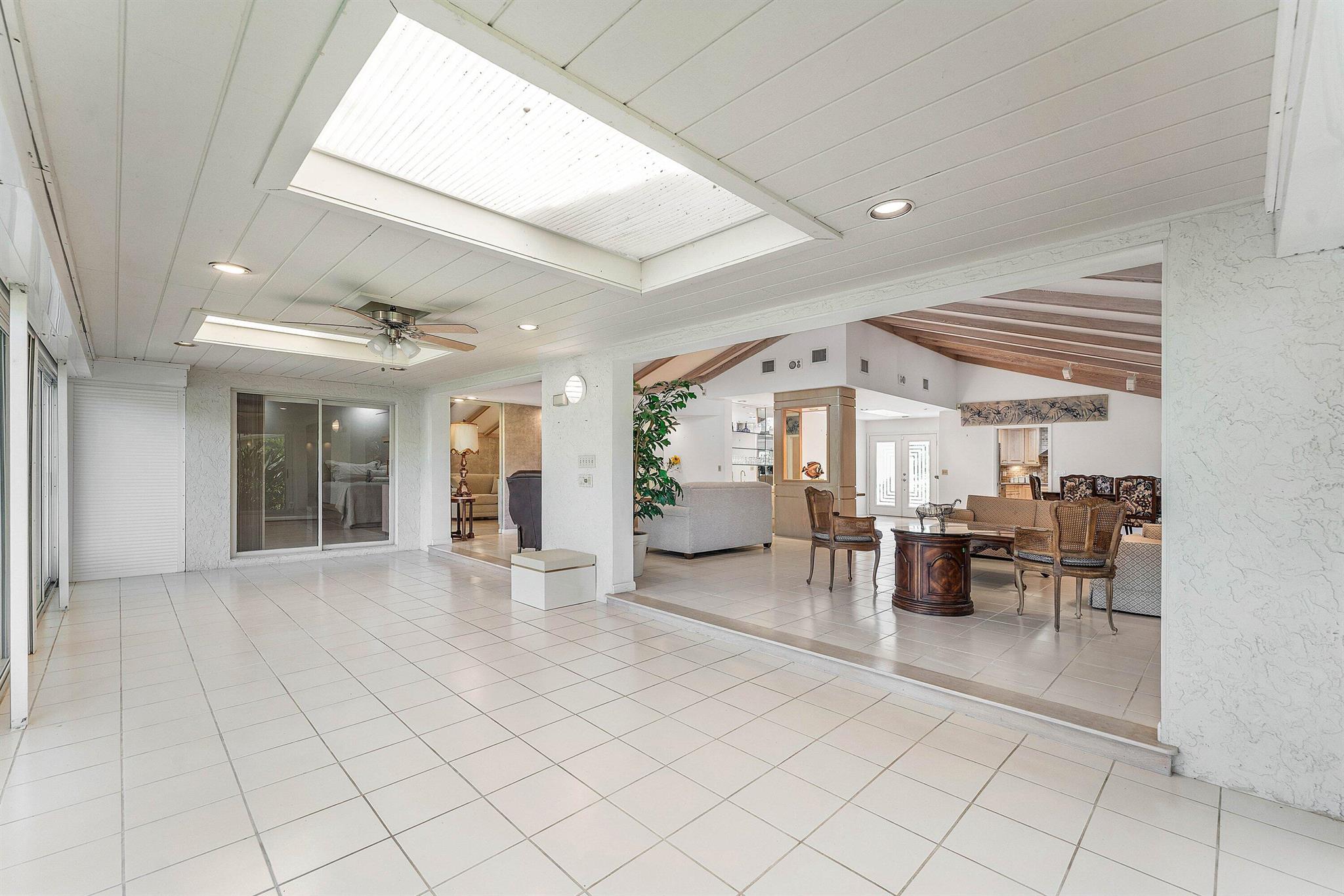 HAMPSHIRE AT HUNTERS RUN - Residential