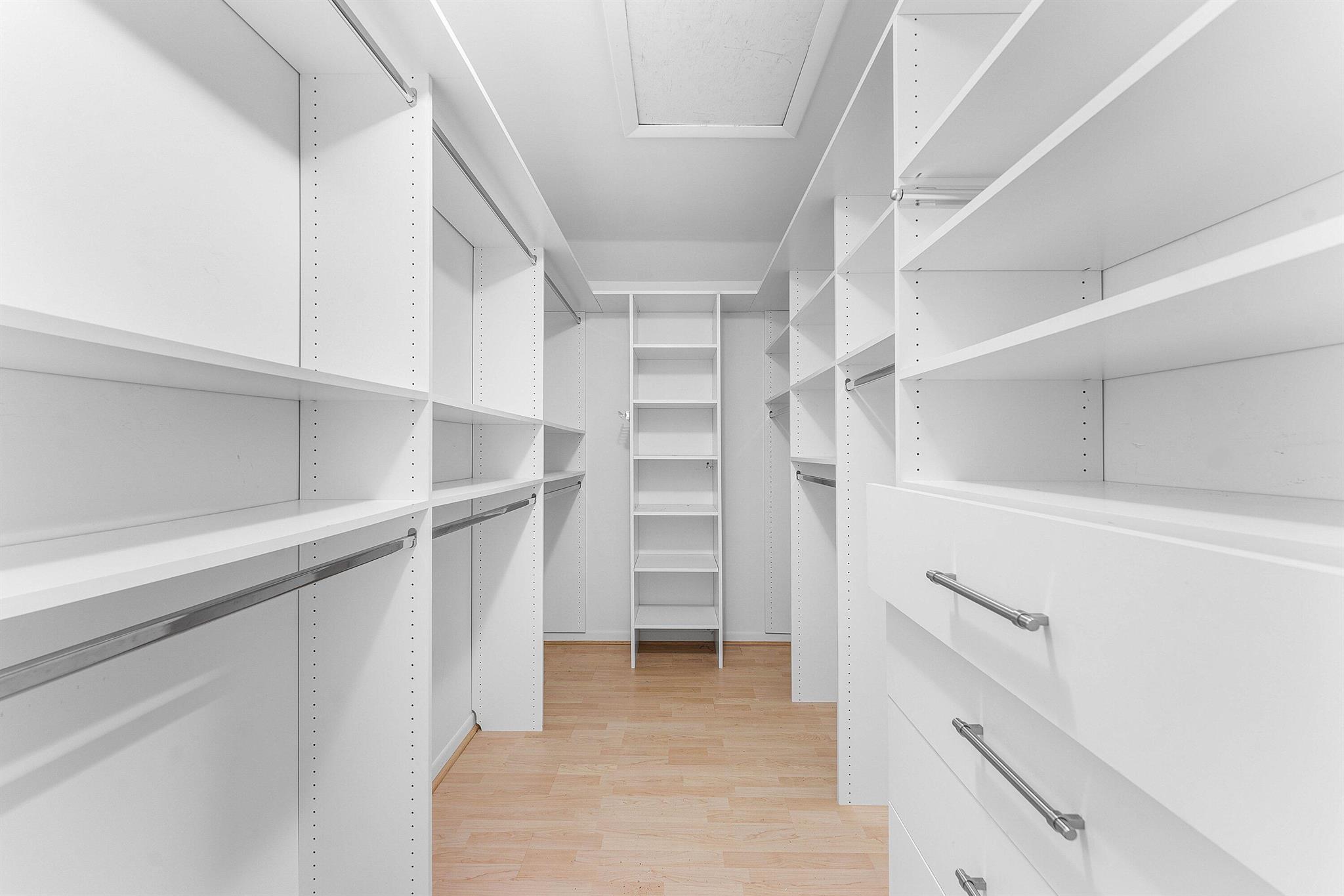 HAMPSHIRE AT HUNTERS RUN - Residential