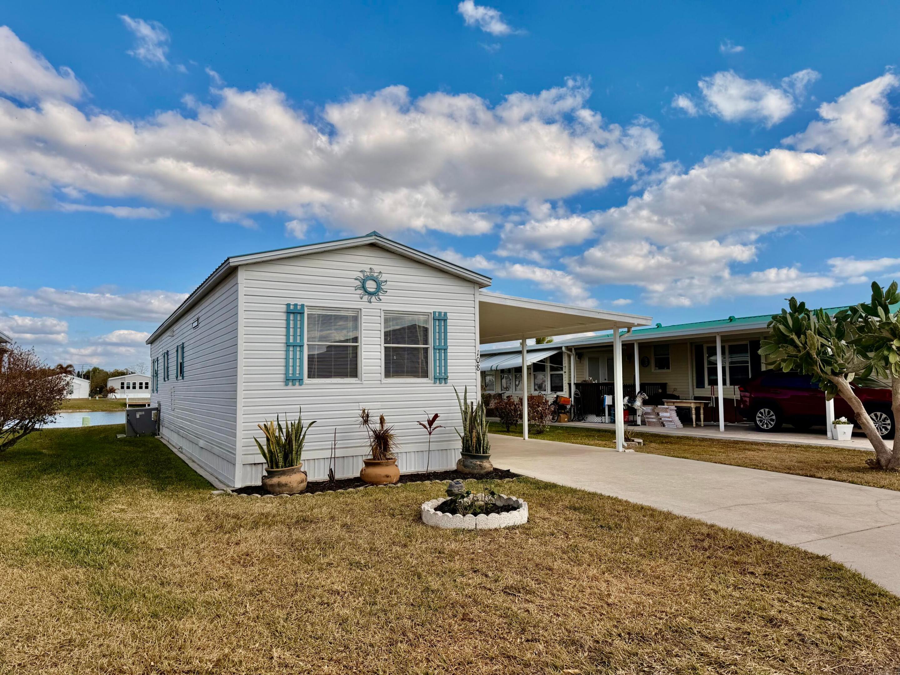 OASIS VILLAGE - Residential