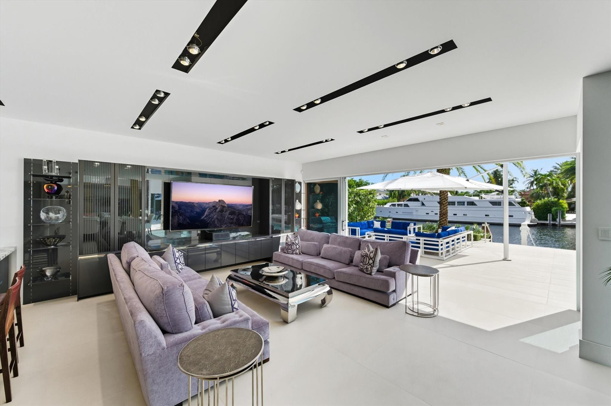 ISLA BAHIA - Residential