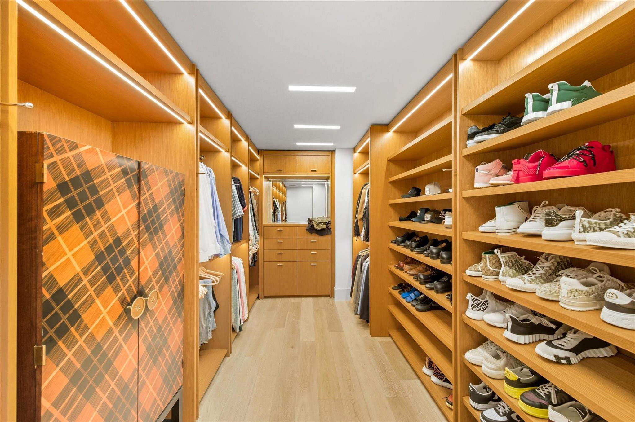 ISLA BAHIA - Residential