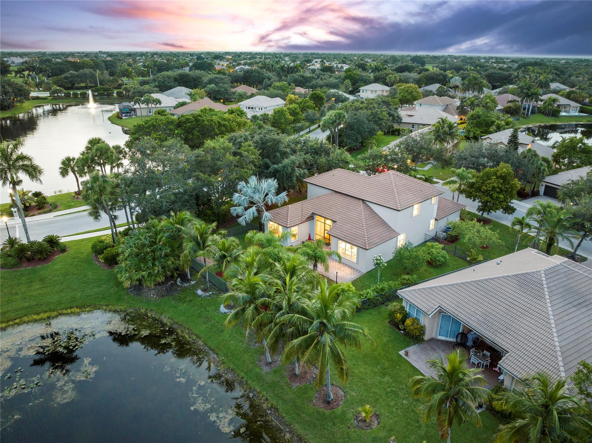 PARKLAND ISLES - Residential