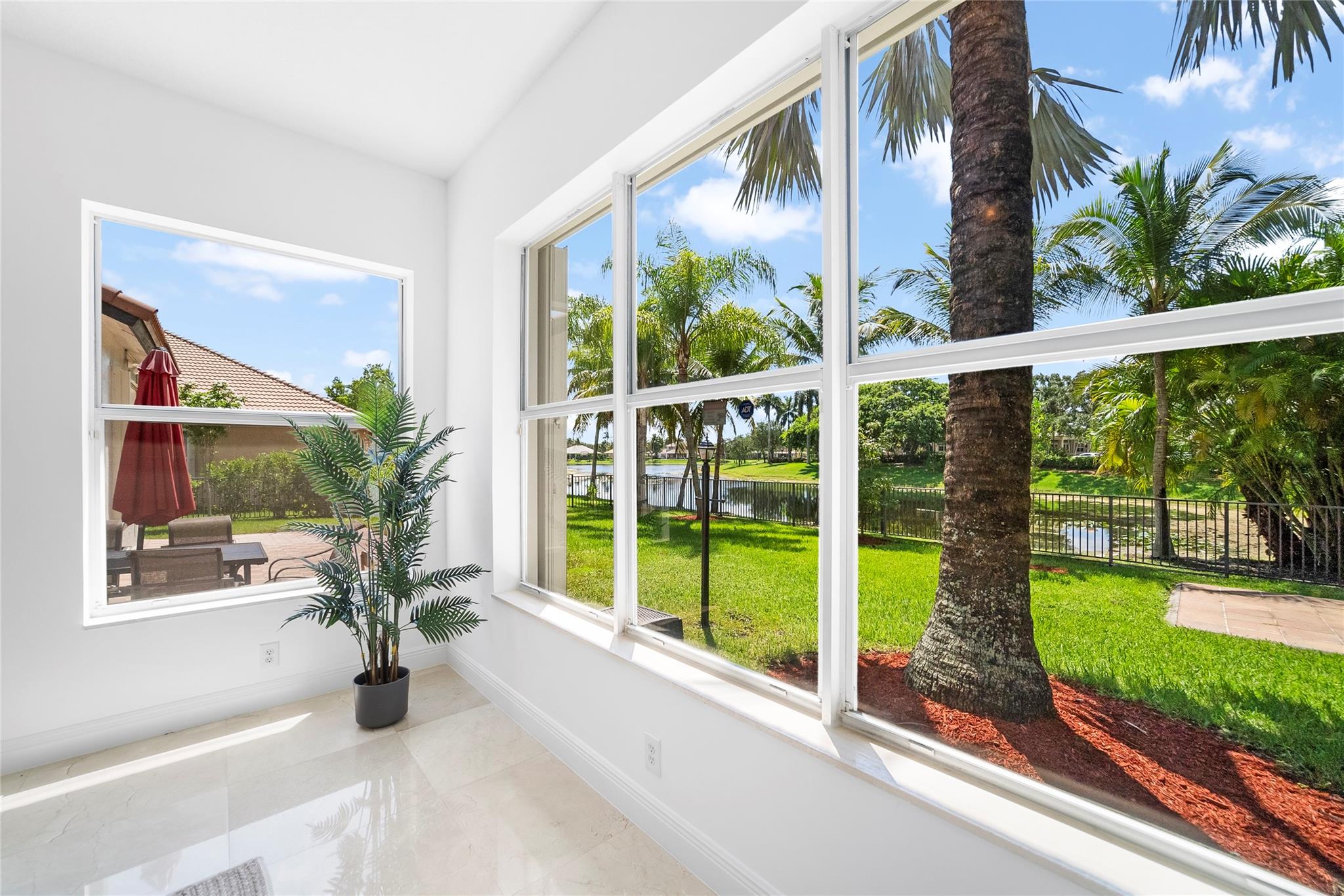 PARKLAND ISLES - Residential