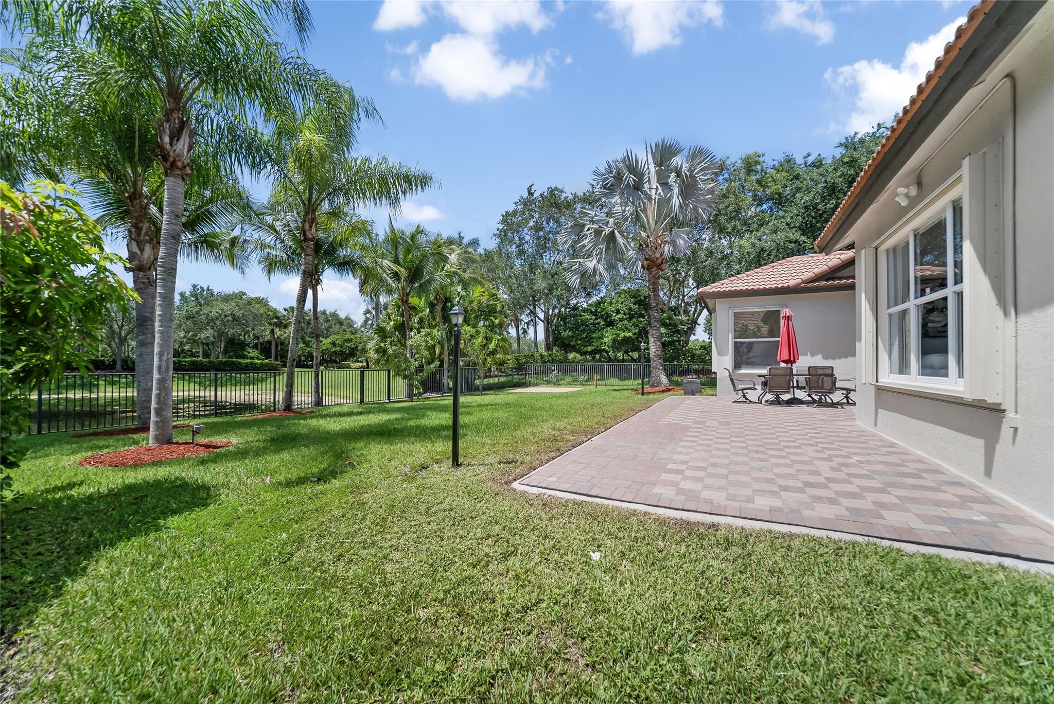 PARKLAND ISLES - Residential