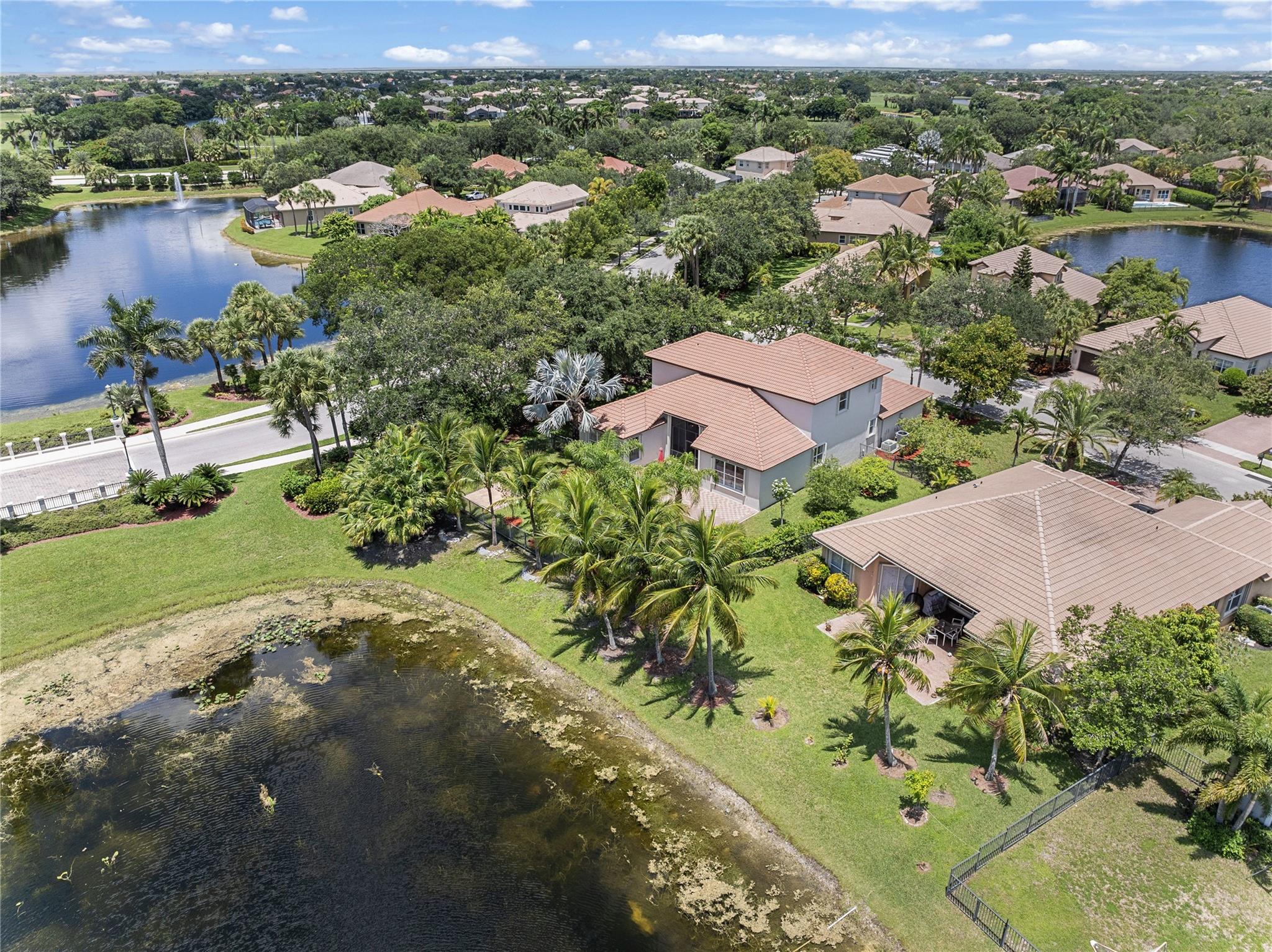 PARKLAND ISLES - Residential