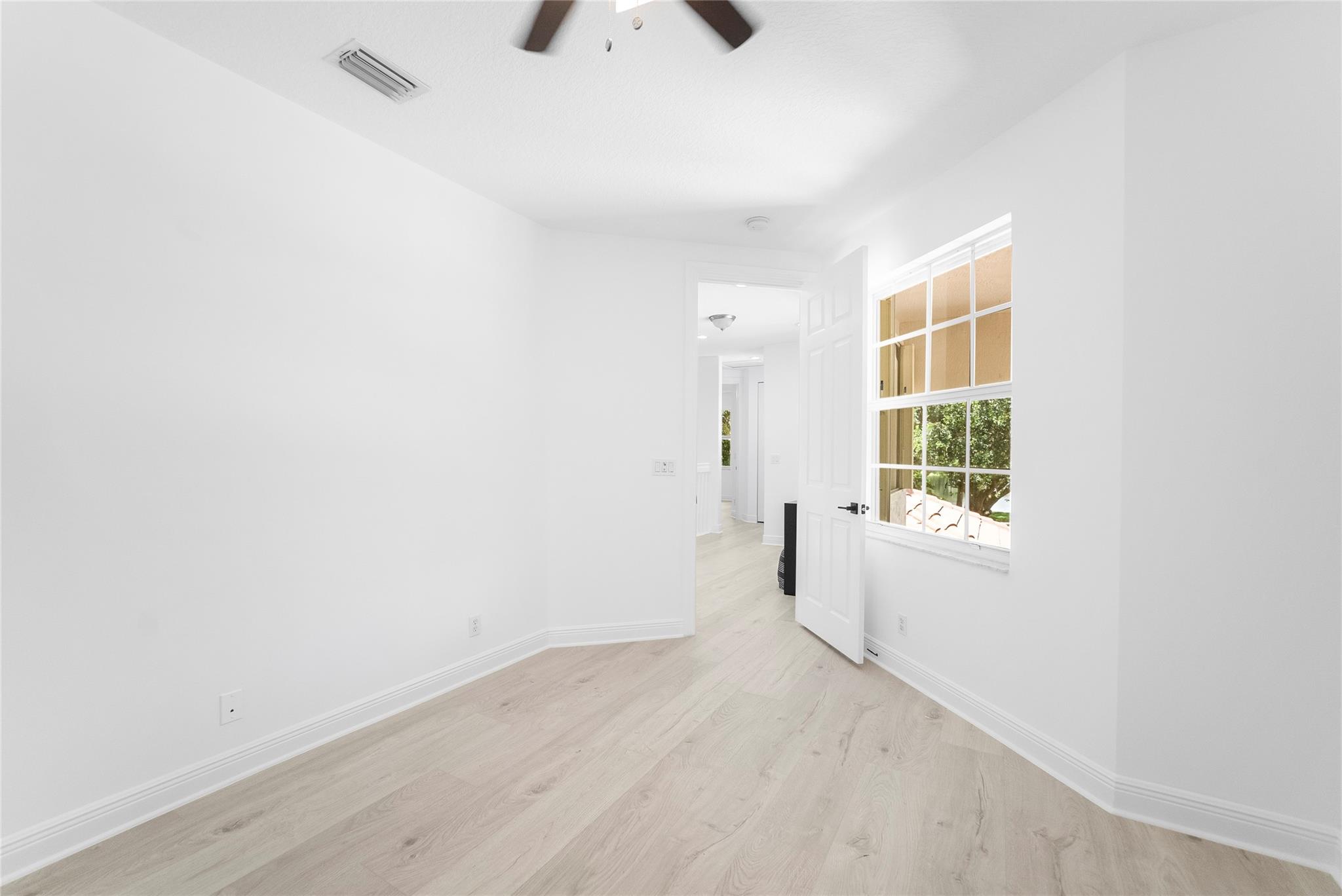 PARKLAND ISLES - Residential