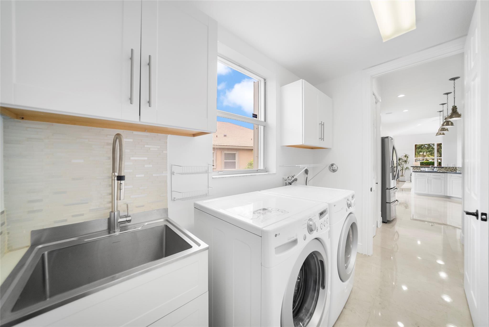 PARKLAND ISLES - Residential