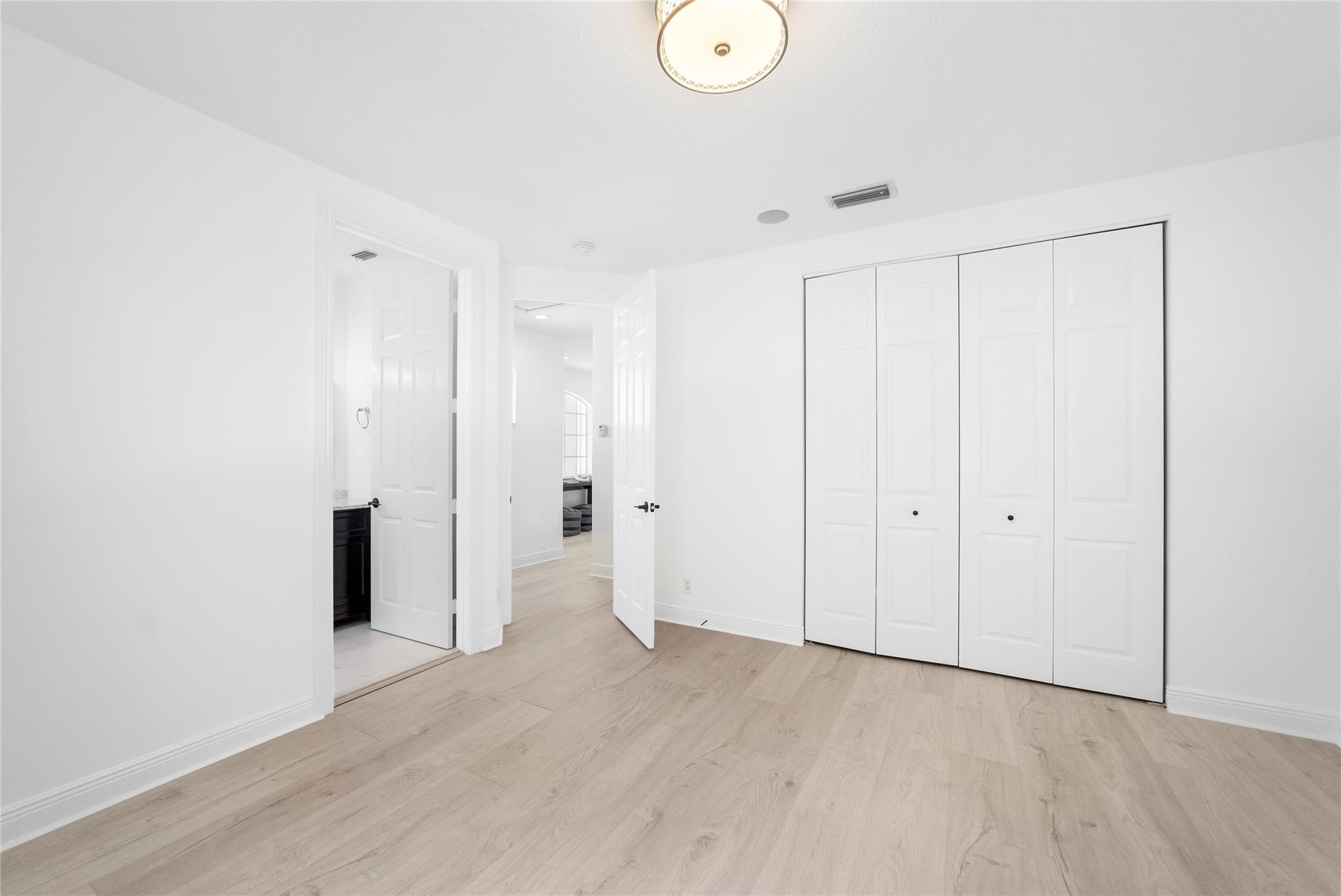 PARKLAND ISLES - Residential